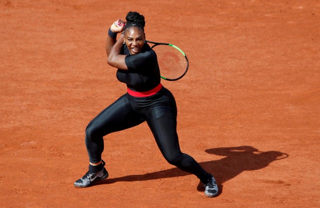 Serena rattles Julia Gorges to qualify for the fourth round of Roland