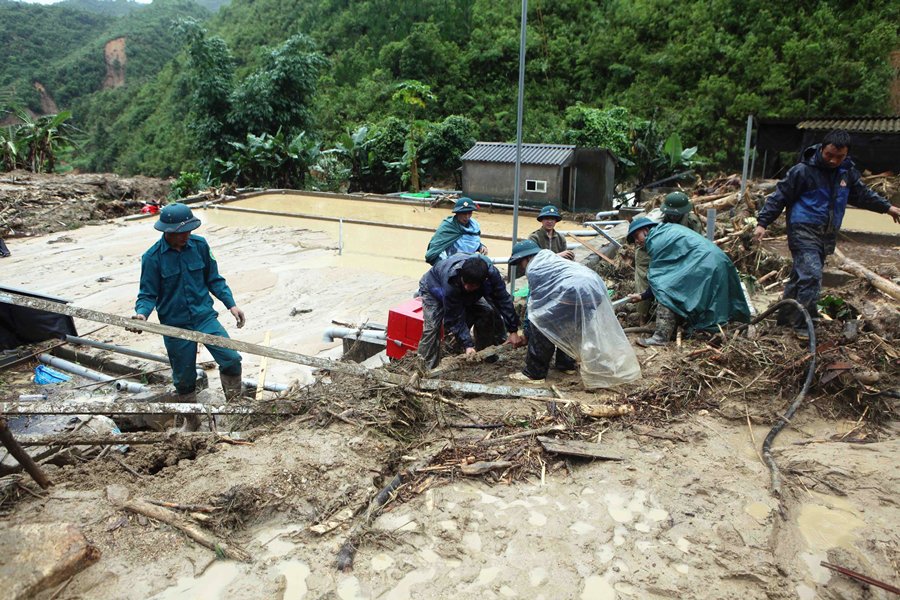  Tropical storm: Vietnam warns of floods, landslides after tropical storm Son Tinh hits