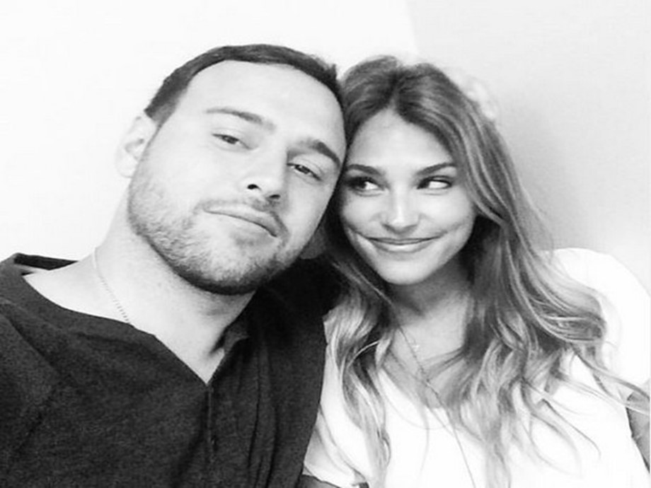 Scooter Braun's wife comes out in support of husband amid ...