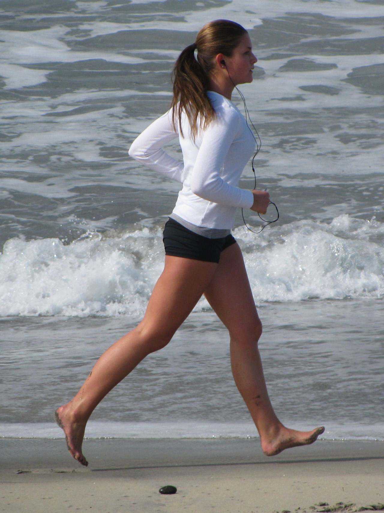 Who is and isn't suited to barefoot running? And if I want to try