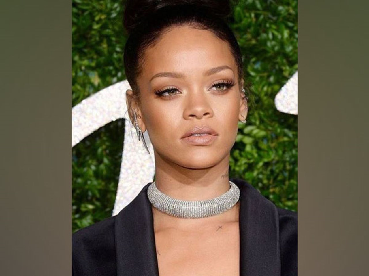 Rihanna Savage x Fenty - latest: Fans say Johnny Depp and Rihanna are  'over' amid controversial appearance in fashion show