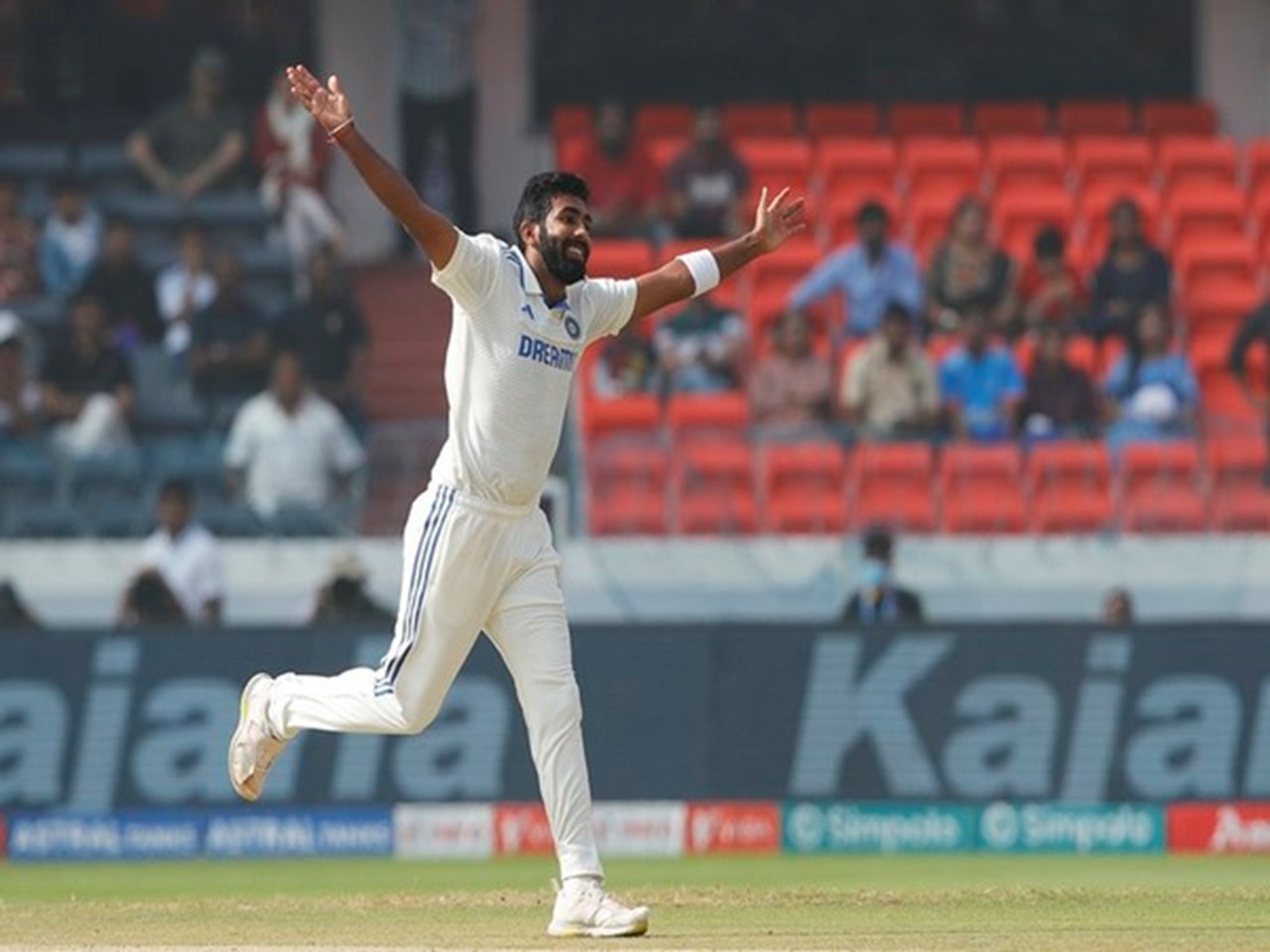 Yashasvi Jaiswal's Double Century Powers India to 396 in England Test, Day  2 Highlights