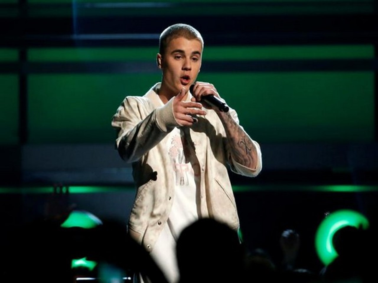 Justin Bieber wants to heal this broken planet with his new album Justice