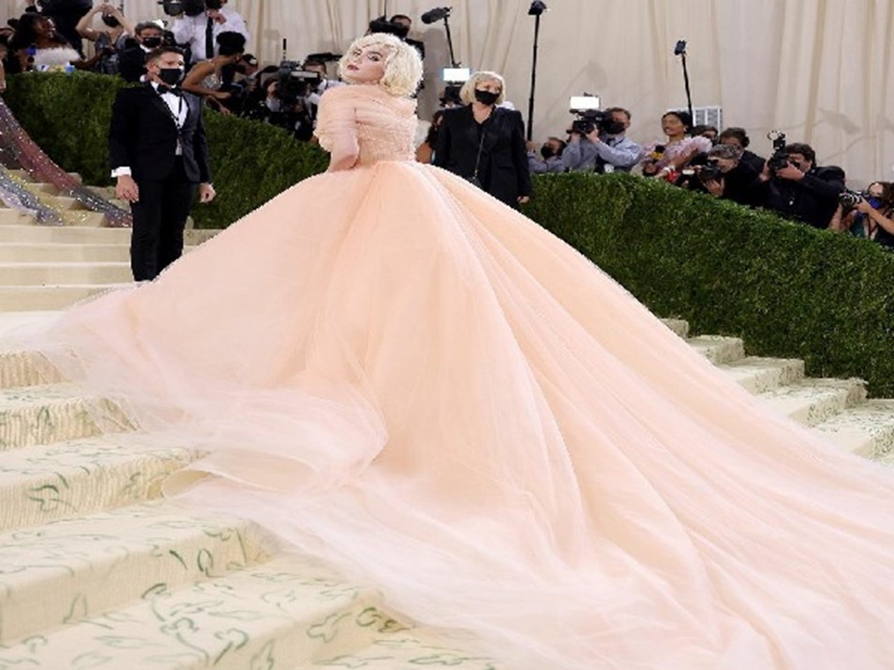 Naomi Osaka arrives at Met Gala in glamorous outfit co-designed by