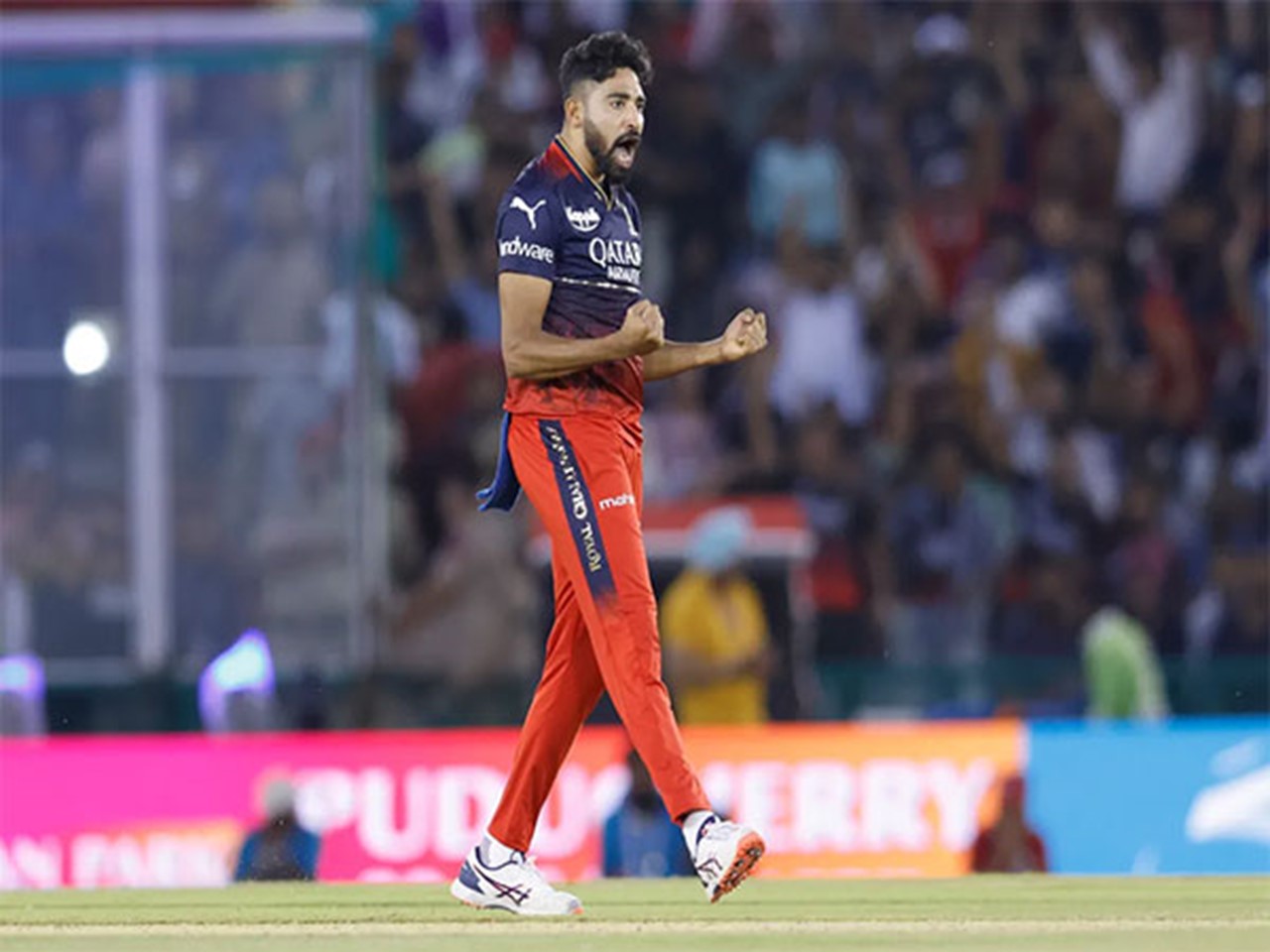 IPL 2023: Siraj does the job as RCB get past PBKS