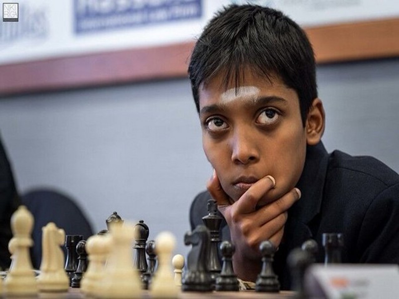 Airthings Masters: India's R Praggnanandhaa Stuns World Champion Magnus  Carlsen