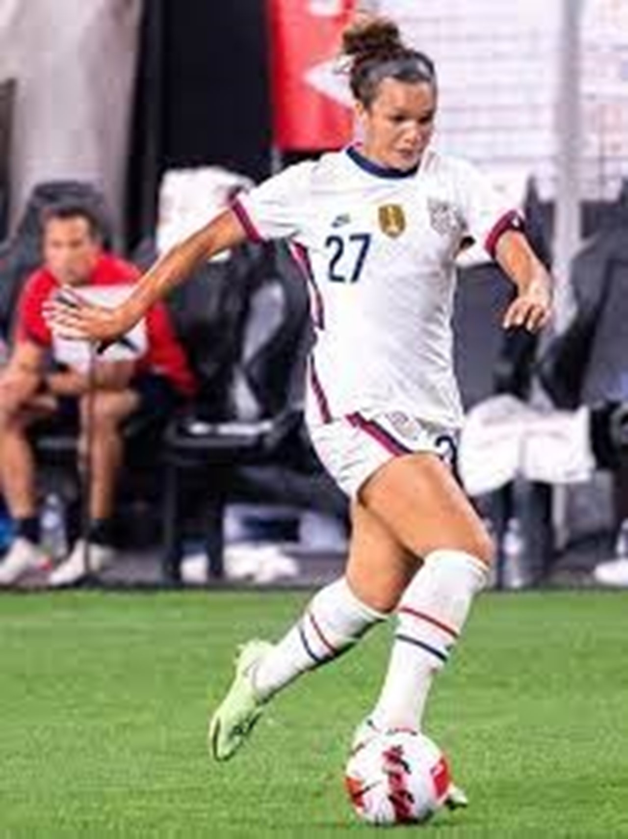 Sophia Smith scores twice for US in 3-0 victory over Vietnam to