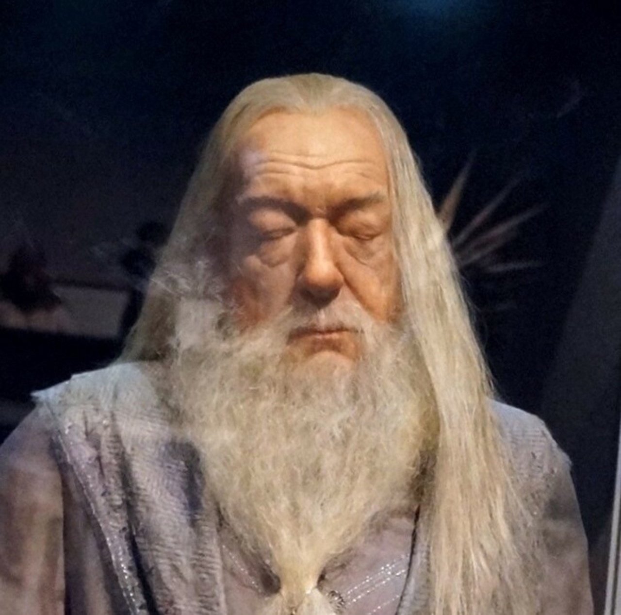 Dumbledore’u canlandıran İngiliz aktör Michael Gambon, 82 yaşında hayatını kaybetti.  Türk Film Festivali, sansür ve diğer sorunlar nedeniyle iptal edildi